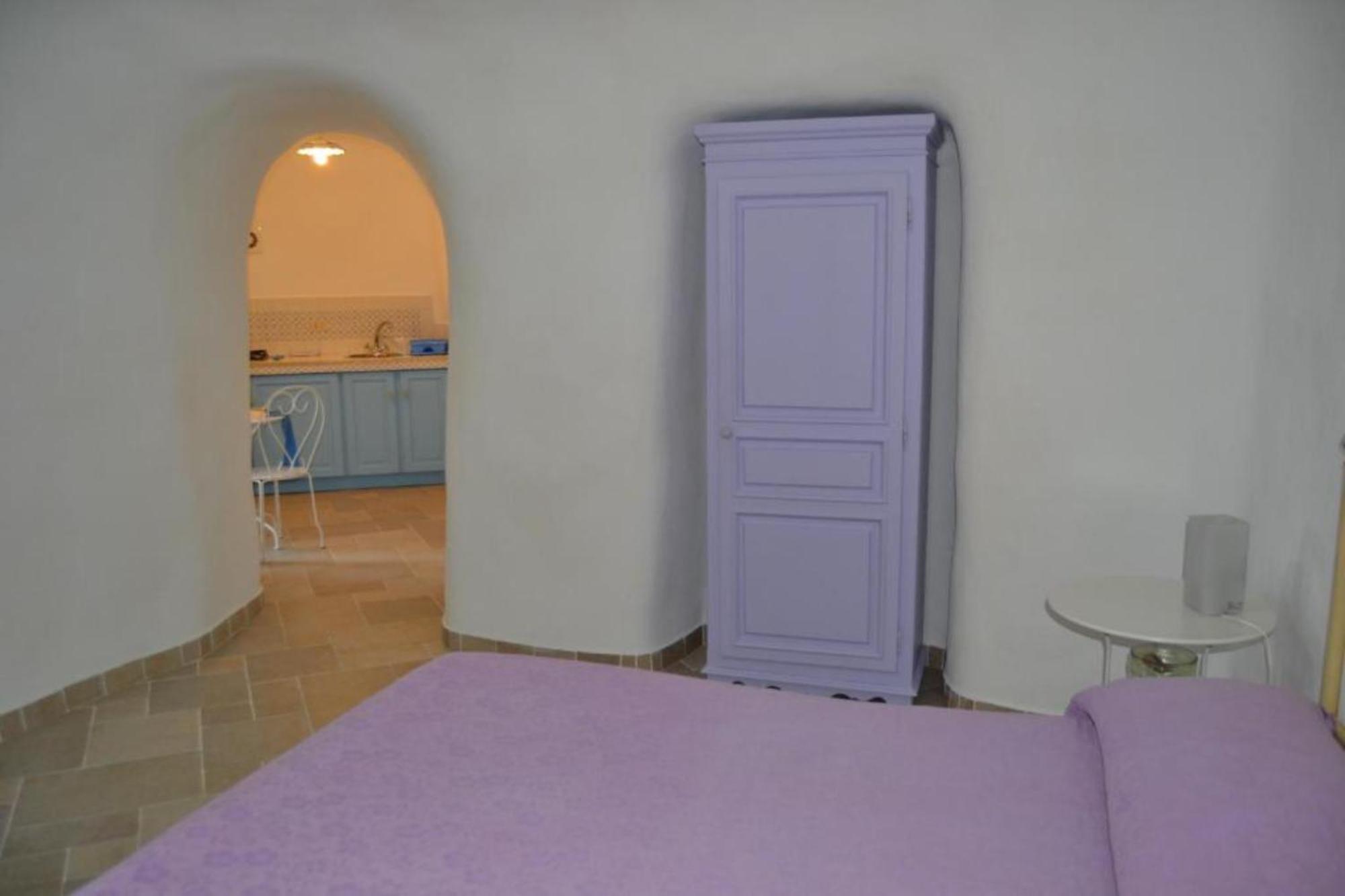 Maridea - Cave Apartments Понца Екстериор снимка