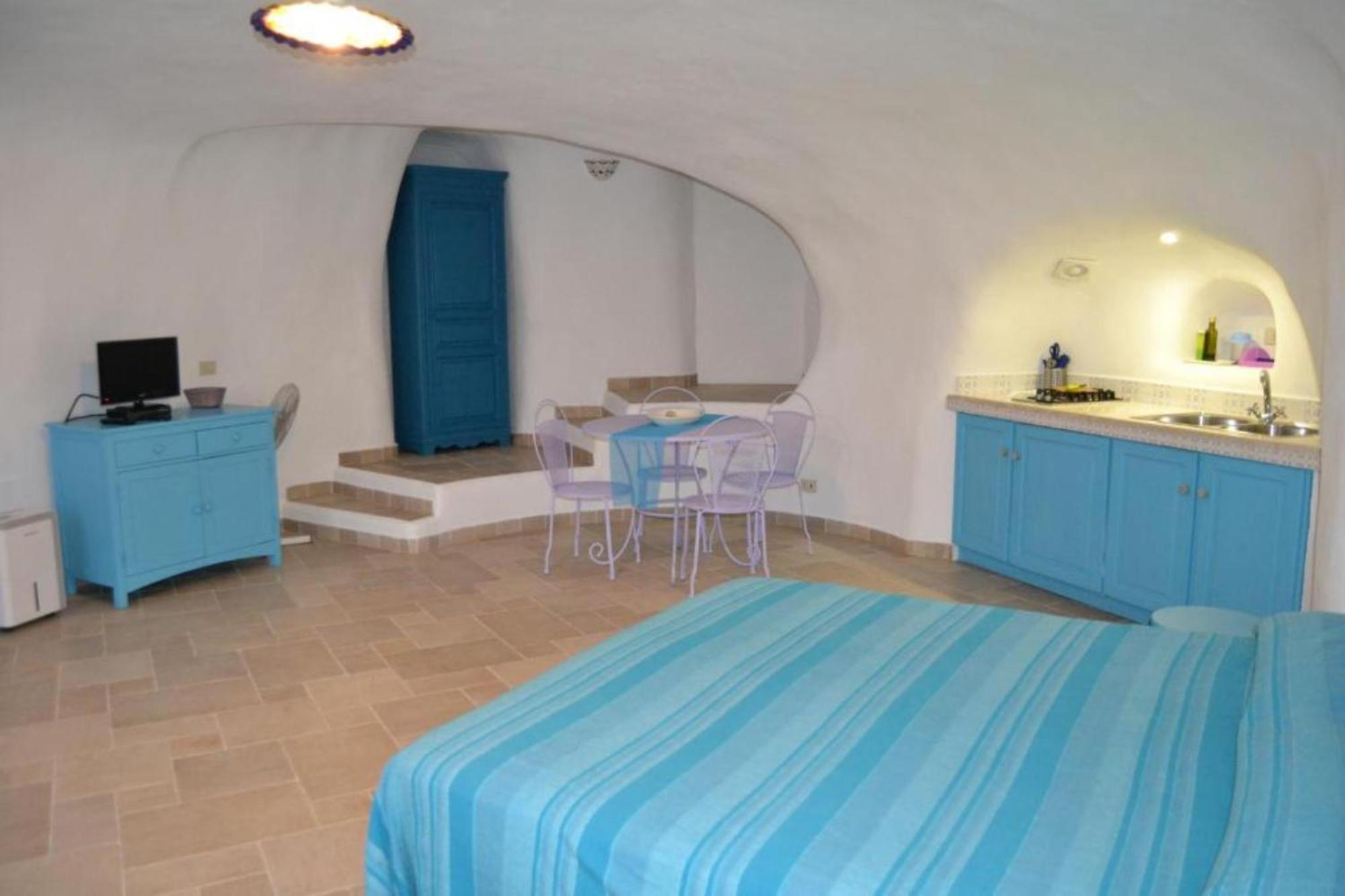 Maridea - Cave Apartments Понца Екстериор снимка