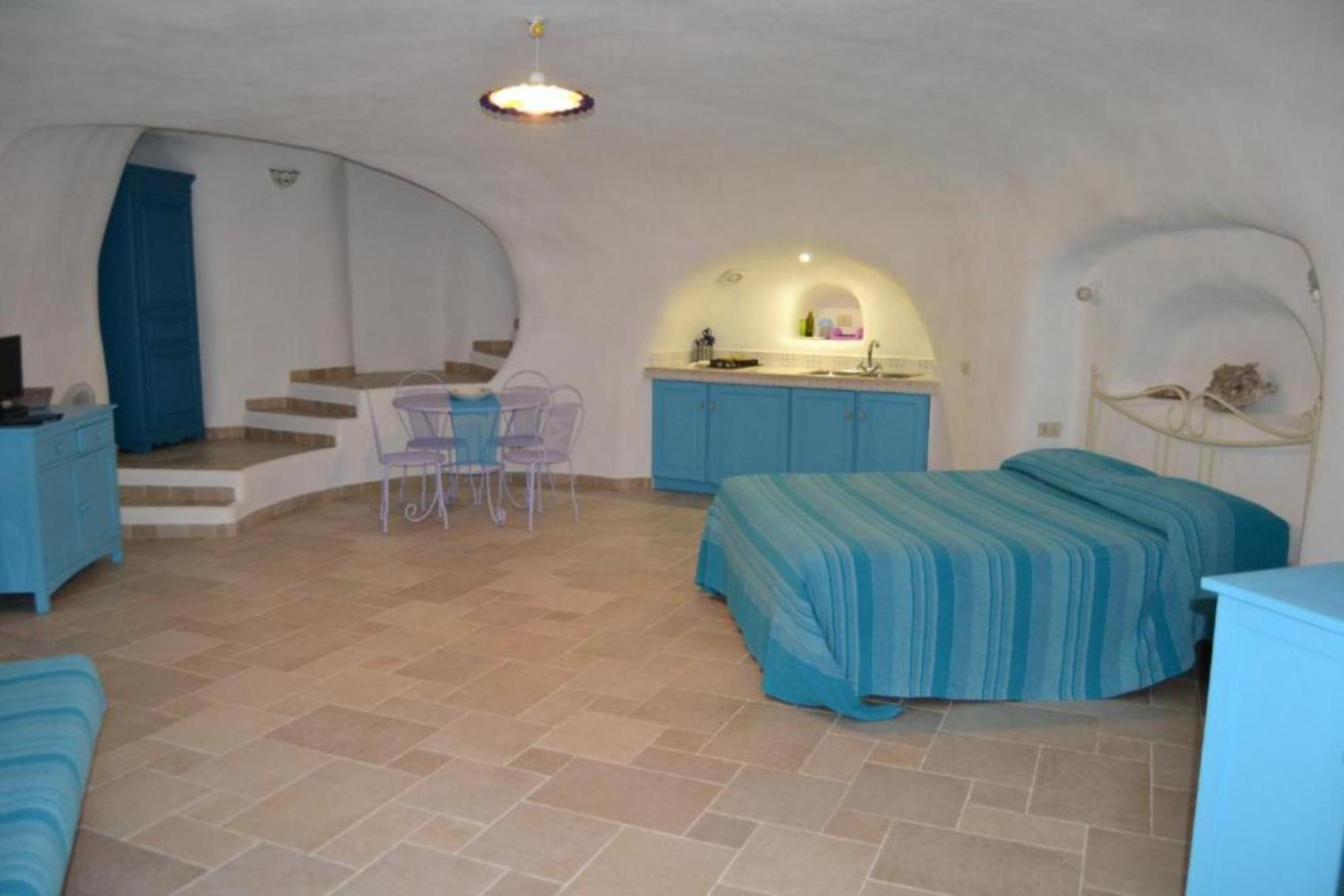 Maridea - Cave Apartments Понца Екстериор снимка