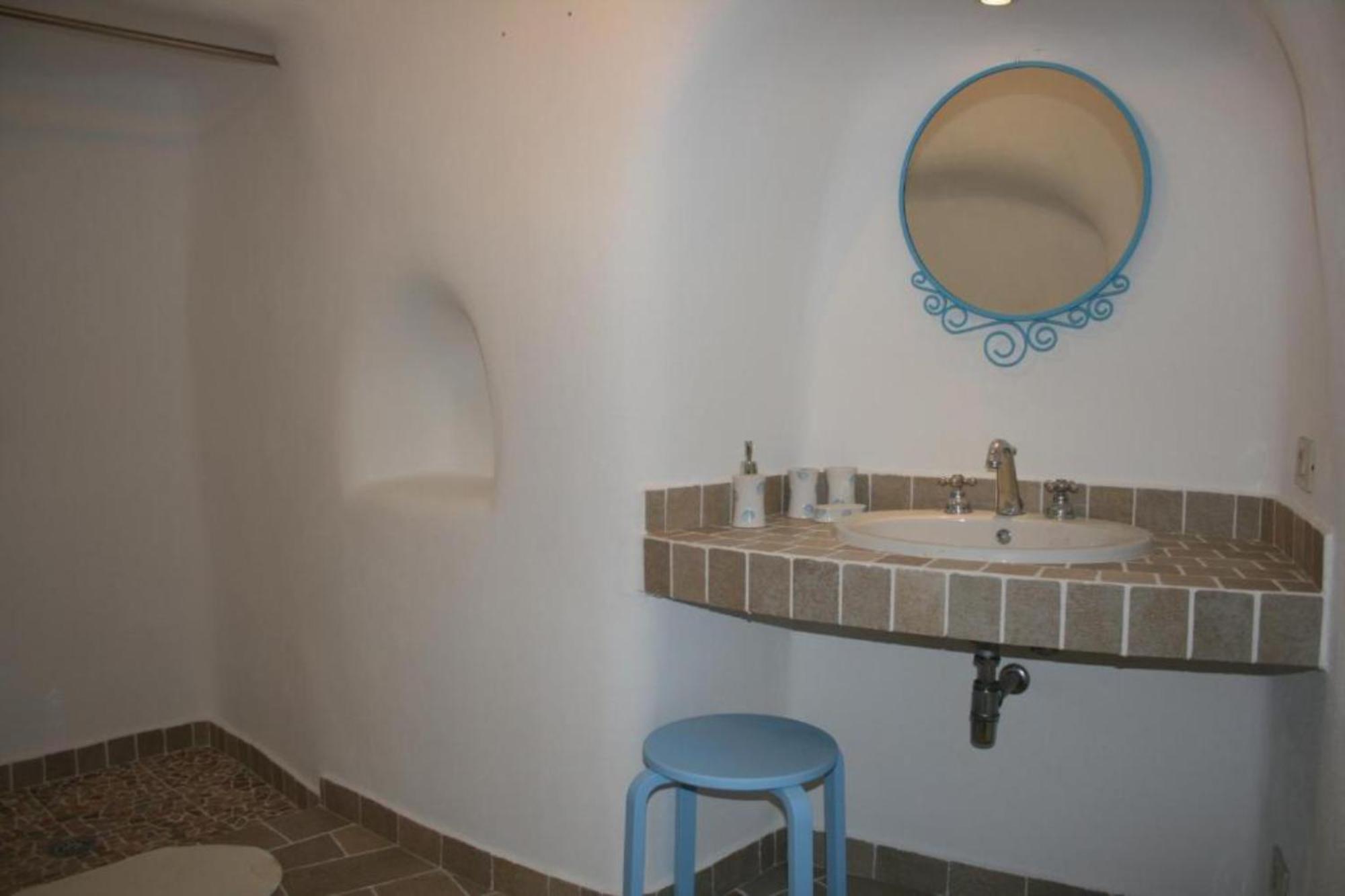 Maridea - Cave Apartments Понца Екстериор снимка
