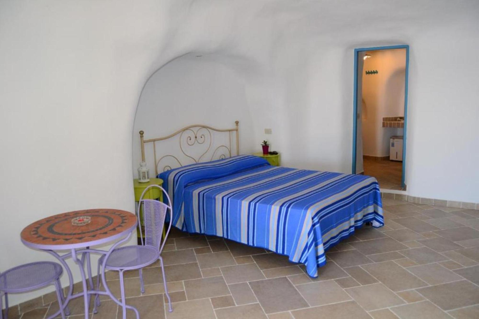 Maridea - Cave Apartments Понца Екстериор снимка